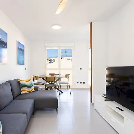 Home2book Modern Retreat With Pool & Terrace 아파트