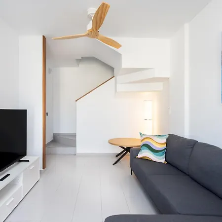 Home2book Modern Retreat With Pool Terrace Appartamento